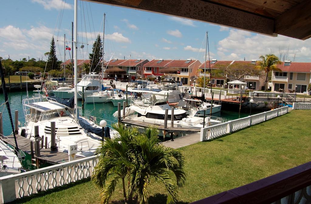 Ocean Reef Yacht Club & Resort 自由港市 客房 照片